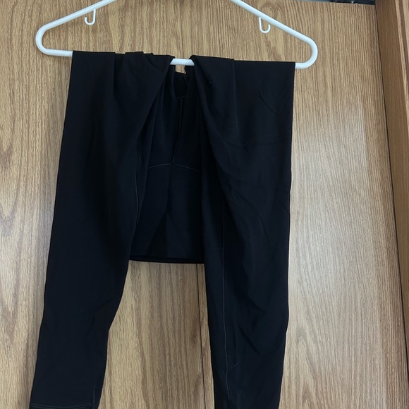 Black High-Waisted Leggings - Picture 2 of 2